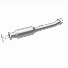Load image into Gallery viewer, MagnaFlow Exhaust Products 5592215 California CARB Direct-Fit Catalytic Converter for Select INFINITI QX56, Nissan Armada, Nissan TITAN