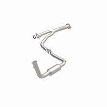 Load image into Gallery viewer, MagnaFlow Exhaust Products 4551582 California CARB Direct-Fit Catalytic Converter for Select Jeep Liberty
