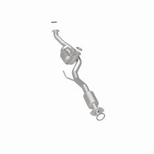 Load image into Gallery viewer, MagnaFlow Exhaust Products 52086 OEM Grade Direct-Fit Catalytic Converter for Select Lexus ES300, Toyota Avalon, Toyota Camry, Toyota Solara