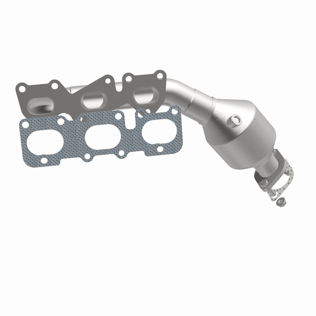 MagnaFlow Exhaust Products 51401 OEM Grade Manifold Catalytic Converter for Select Kia Borrego