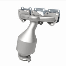 Load image into Gallery viewer, MagnaFlow Exhaust Products 5531685 California CARB Manifold Catalytic Converter for Select Hyundai Azera, Hyundai Sonata