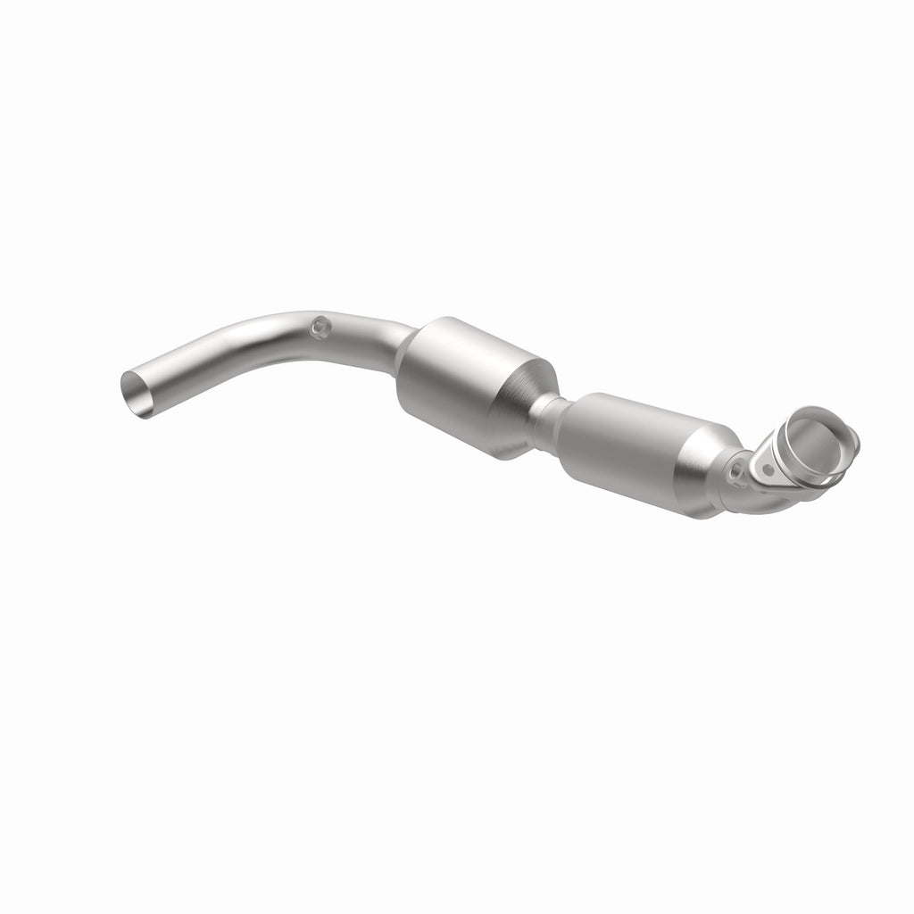 MagnaFlow Exhaust Products 5582311 California CARB Direct-Fit Catalytic Converter for Select Ford E-150, Ford E-250