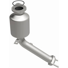 Load image into Gallery viewer, MagnaFlow Exhaust Products 5411043 California CARB Direct-Fit Catalytic Converter for Select Ford Five Hundred, Ford Freestyle, Mercury Montego