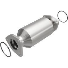 Load image into Gallery viewer, MagnaFlow Exhaust Products 5592683 California CARB Direct-Fit Catalytic Converter for Select Acura MDX, Honda Odyssey, Honda Pilot, Honda Ridgeline