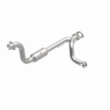 Load image into Gallery viewer, MagnaFlow Exhaust Products 5451652 California CARB Direct-Fit Catalytic Converter for Select Chrysler Aspen, Dodge Durango