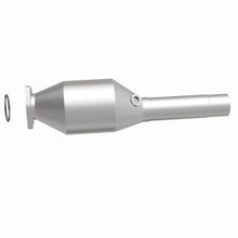 Load image into Gallery viewer, MagnaFlow Exhaust Products 4481957 California CARB Direct-Fit Catalytic Converter for Select Volkswagen Golf, Volkswagen Jetta, Volkswagen Passat