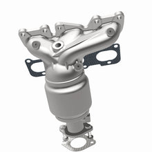 Load image into Gallery viewer, MagnaFlow Exhaust Products 22-090 OEM Grade Manifold Catalytic Converter for Select Hyundai Palisade, Hyundai Santa Fe, Hyundai Santa Fe XL, Kia Sorento, Kia Telluride