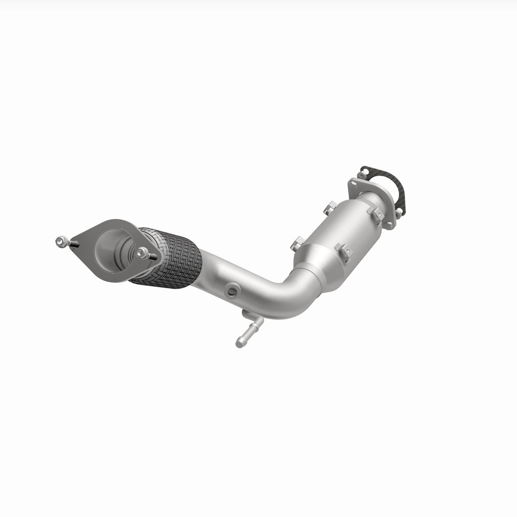 MagnaFlow Exhaust Products 280396 OEM Grade Direct-Fit Catalytic Converter for Select Nissan Rogue Sport