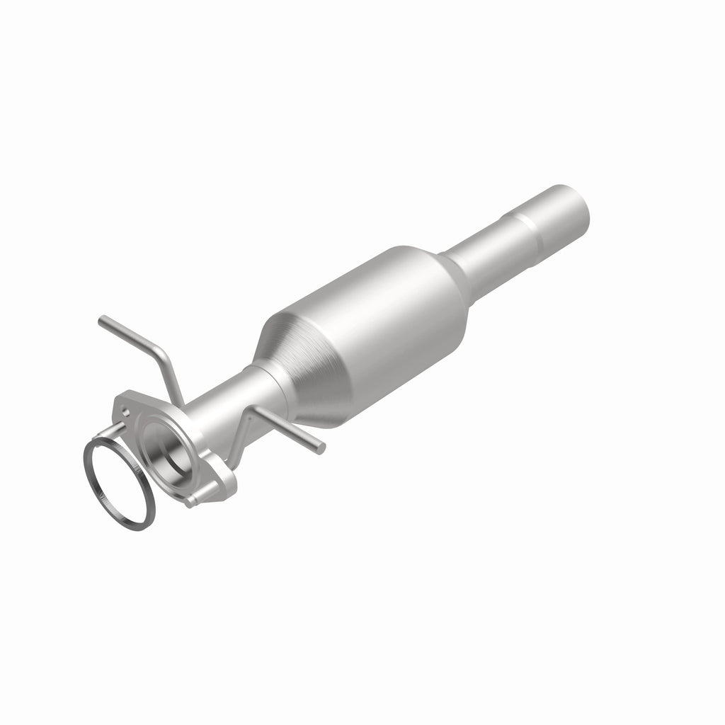 MagnaFlow Exhaust Products 49196 OEM Grade Direct-Fit Catalytic Converter for Select Ford Focus