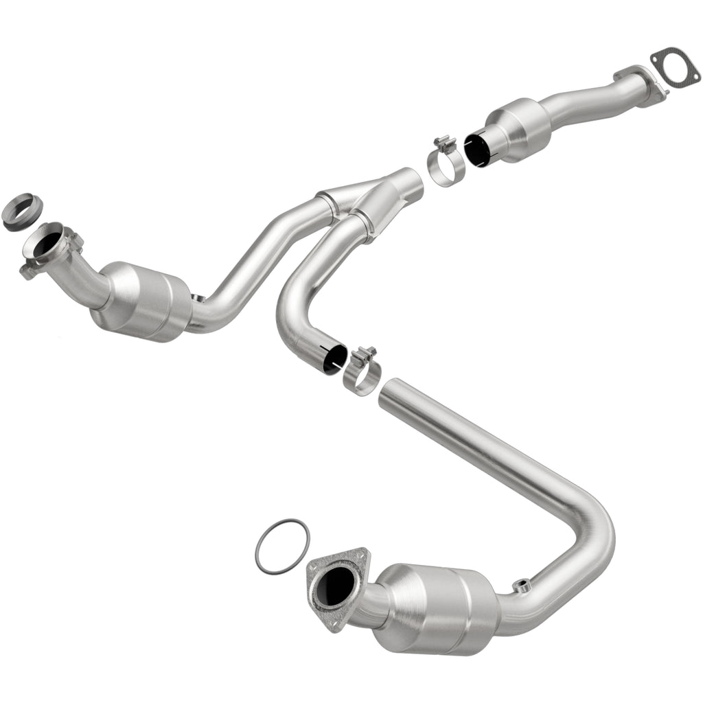 MagnaFlow Exhaust Products 52134 OEM Grade Direct-Fit Catalytic Converter for Select Chevrolet Express 1500, Chevrolet Express 2500, Chevrolet Express 3500, GMC Savana 1500, GMC Savana 2500, GMC Savana