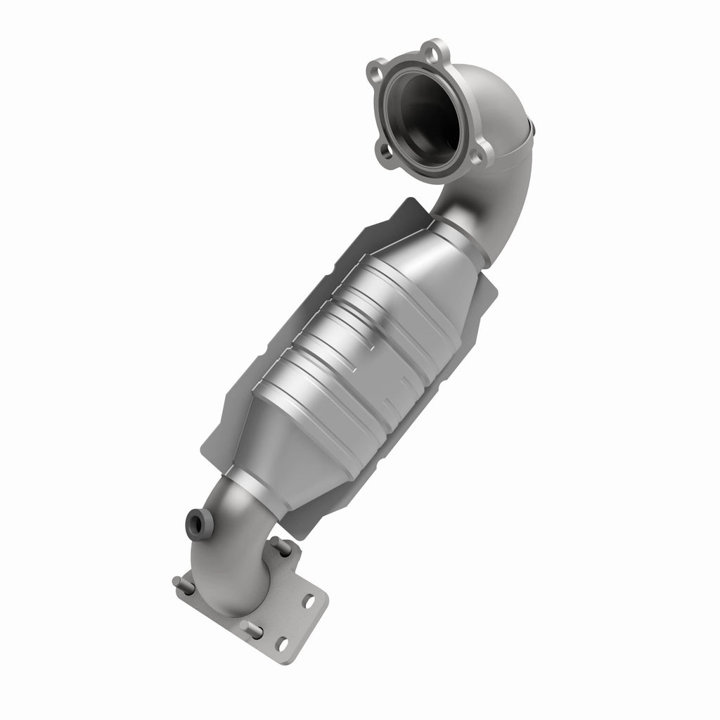 MagnaFlow Exhaust Products 51703 OEM Grade Direct-Fit Catalytic Converter for Select Buick Regal