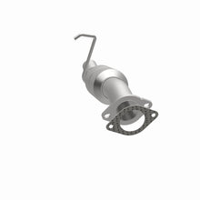 Load image into Gallery viewer, MagnaFlow Exhaust Products 49006 OEM Grade Direct-Fit Catalytic Converter for Select Chevrolet Avalanche 2500, Chevrolet Silverado HD, Chevrolet Silverado HD Classic, Chevrolet Silverado Classic, Chevrolet Suburban 2500, GMC Sierra HD, GMC Sierra HD