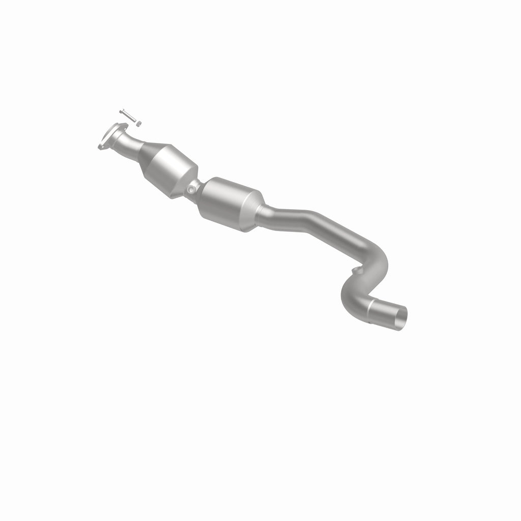 MagnaFlow Exhaust Products 21-536 OEM Grade Direct-Fit Catalytic Converter for Select Land Rover Range Rover, Land Rover Range Rover Sport