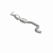 Load image into Gallery viewer, MagnaFlow Exhaust Products 21-536 OEM Grade Direct-Fit Catalytic Converter for Select Land Rover Range Rover, Land Rover Range Rover Sport