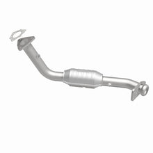 Load image into Gallery viewer, MagnaFlow Exhaust Products 23470 HM Grade Direct-Fit Catalytic Converter for Select Buick Roadmaster, Cadillac Commercial Chassis, Cadillac Fleetwood, Chevrolet Caprice, Chevrolet Commercial Chassis, Chevrolet Impala