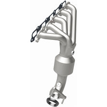 Load image into Gallery viewer, MagnaFlow Exhaust Products 4583862 California CARB Manifold Catalytic Converter for Select Chevrolet Colorado, GMC Canyon, Hummer H3, Isuzu i-350