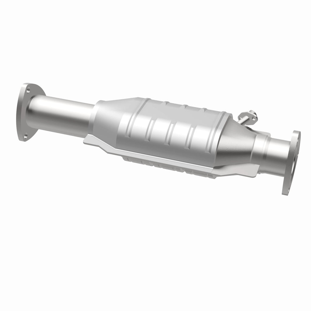 MagnaFlow Exhaust Products 23894 Standard Grade Direct-Fit Catalytic Converter for Select Toyota Land Cruiser