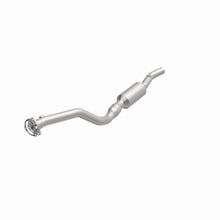 Load image into Gallery viewer, MagnaFlow Exhaust Products 4481658 California CARB Direct-Fit Catalytic Converter for Select Audi A4, Audi A4 Quattro, Volkswagen Passat