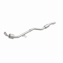 Load image into Gallery viewer, MagnaFlow Exhaust Products 551642 California CARB Direct-Fit Catalytic Converter for Select Mercedes-Benz CLS500, Mercedes-Benz E500
