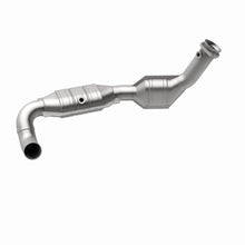 Load image into Gallery viewer, MagnaFlow Exhaust Products 51171 OEM Grade Direct-Fit Catalytic Converter for Select Ford Expedition, Ford F-150, Ford F-150 Heritage