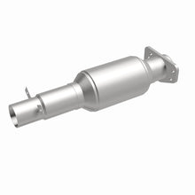 Load image into Gallery viewer, MagnaFlow Exhaust Products 3391486 California CARB Direct-Fit Catalytic Converter for Select Chevrolet S10, Chevrolet S10 Blazer, GMC Jimmy, GMC S15, GMC S15 Jimmy, GMC Sonoma, GMC Syclone, GMC Typhoon, Oldsmobile Bravada