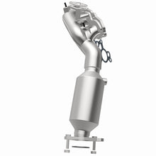 Load image into Gallery viewer, MagnaFlow Exhaust Products 5582430 California CARB Manifold Catalytic Converter for Select Toyota 4Runner, Toyota FJ Cruiser