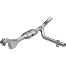 Load image into Gallery viewer, MagnaFlow Exhaust Products 458072 California CARB Direct-Fit Catalytic Converter for Select Ford F-150