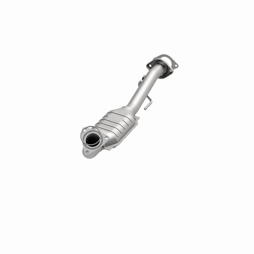 MagnaFlow Exhaust Products 49649 OEM Grade Direct-Fit Catalytic Converter for Select Cadillac Escalade, Cadillac Escalade ESV, Cadillac Escalade EXT, Chevrolet Silverado 1500, Chevrolet Silverado Classic, Chevrolet Suburban 1500, GMC Sierra 1500, GMC
