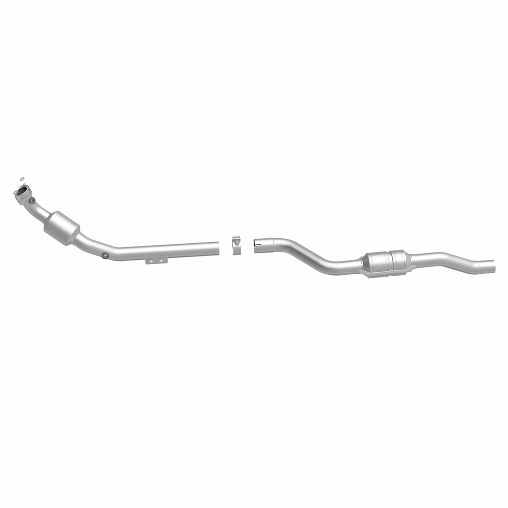 MagnaFlow Exhaust Products 51706 OEM Grade Direct-Fit Catalytic Converter for Select Mercedes-Benz CLS500, Mercedes-Benz E320, Mercedes-Benz E500