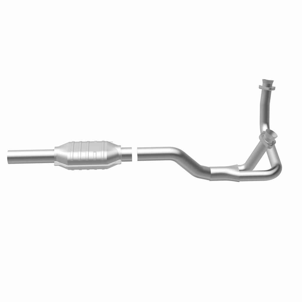 MagnaFlow Exhaust Products 93316 Standard Grade Direct-Fit Catalytic Converter for Select Ford E-150 Econoline, Ford E-150 Econoline Club Wagon, Ford E-250 Econoline, Ford E-250 Econoline Club Wagon, Ford E-350 Econoline, Ford E-350 Econoline Club Wagon