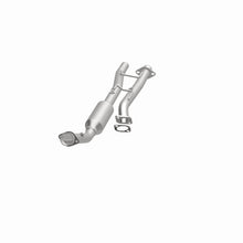 Load image into Gallery viewer, MagnaFlow Exhaust Products 4451314 California CARB Direct-Fit Catalytic Converter for Select Ford Explorer, Mercury Mountaineer