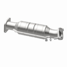 Load image into Gallery viewer, MagnaFlow Exhaust Products 51426 OEM Grade Direct-Fit Catalytic Converter for Select Hyundai Azera, Hyundai Santa Fe, Hyundai Sonata, Hyundai Veracruz, Kia Amanti