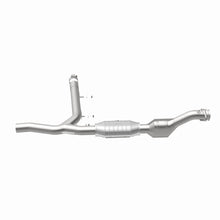 Load image into Gallery viewer, MagnaFlow Exhaust Products 93323 HM Grade Direct-Fit Catalytic Converter for Select Ford Expedition, Ford F-150, Ford F-250