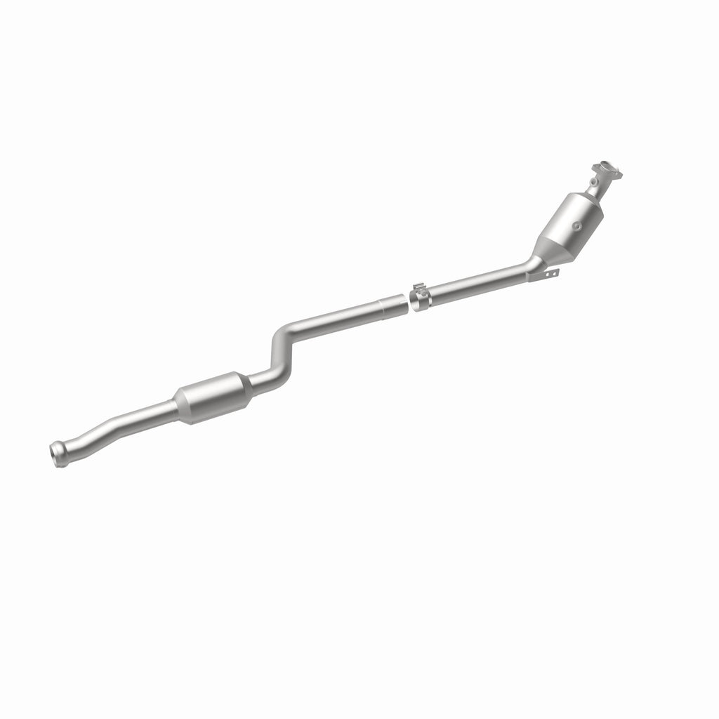 MagnaFlow Exhaust Products 21-492 OEM Grade Direct-Fit Catalytic Converter for Select Mercedes-Benz C300, Mercedes-Benz C350, Mercedes-Benz E350