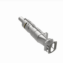 Load image into Gallery viewer, MagnaFlow Exhaust Products 280436 OEM Grade Direct-Fit Catalytic Converter for Select Ford F-53 Motorhome Chassis, Ford F-59 Commercial Stripped Chassis