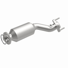 Load image into Gallery viewer, MagnaFlow Exhaust Products 21-916 OEM Grade Direct-Fit Catalytic Converter for Select Ford Five Hundred, Ford Freestyle, Mercury Montego
