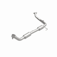 Load image into Gallery viewer, MagnaFlow Exhaust Products 5582571 California CARB Direct-Fit Catalytic Converter for Select Toyota Tundra