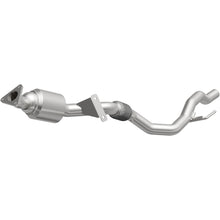 Load image into Gallery viewer, MagnaFlow Exhaust Products 5551370 California CARB Direct-Fit Catalytic Converter for Select Porsche Cayenne
