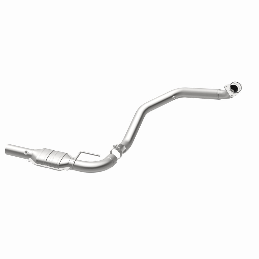 MagnaFlow Exhaust Products 93407 HM Grade Direct-Fit Catalytic Converter for Select Chevrolet Express 2500, Chevrolet Express 3500, GMC Savana 2500, GMC Savana