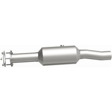 Load image into Gallery viewer, MagnaFlow Exhaust Products 280446 OEM Grade Direct-Fit Catalytic Converter for Select Ford E-450 Super Duty
