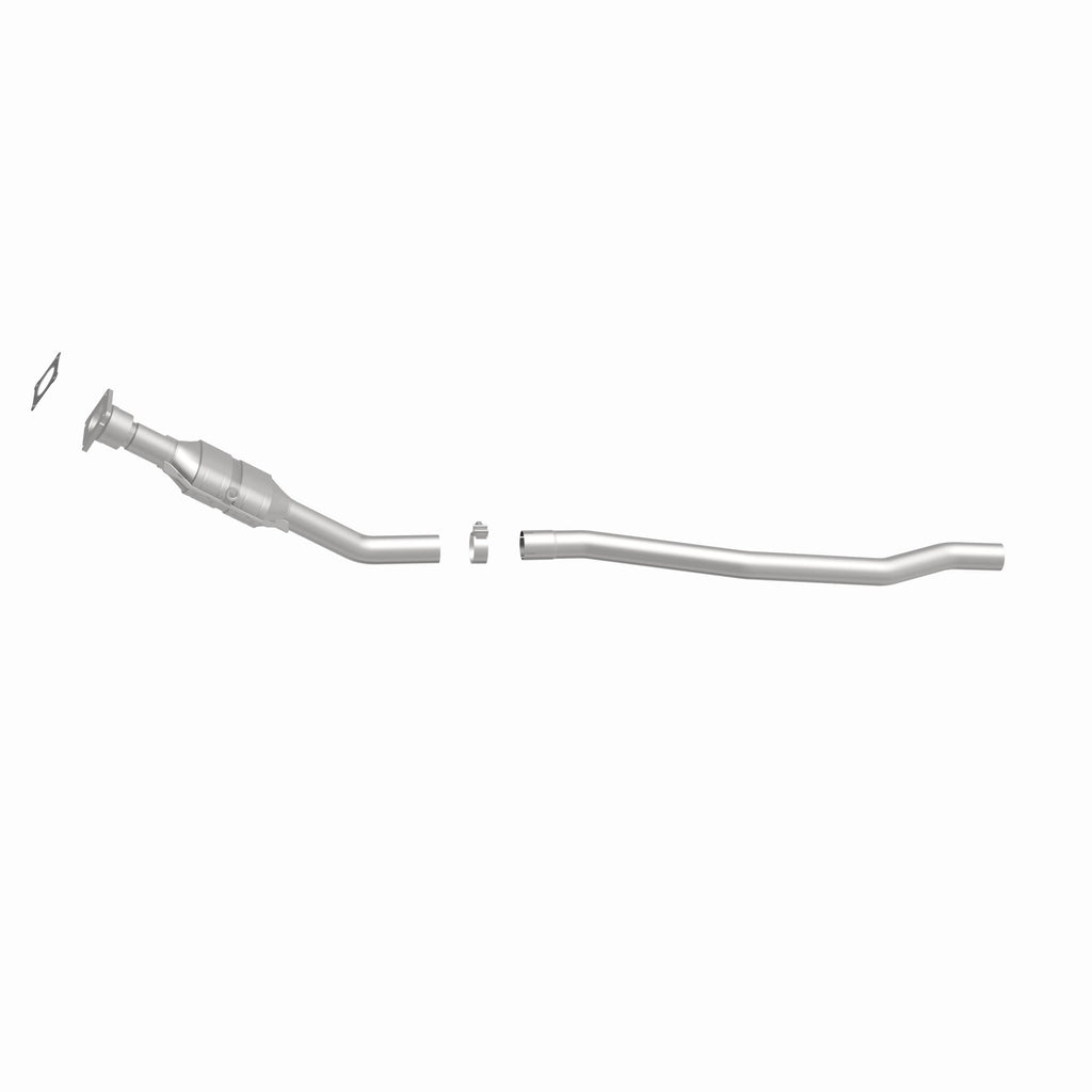 MagnaFlow Exhaust Products 51789 OEM Grade Direct-Fit Catalytic Converter for Select Chrysler Town & Country, Dodge Caravan, Dodge Grand Caravan