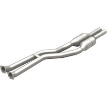 Load image into Gallery viewer, MagnaFlow Exhaust Products 24510 HM Grade Direct-Fit Catalytic Converter for Select BMW 325Ci, BMW 325i