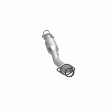 Load image into Gallery viewer, MagnaFlow Exhaust Products 557457 California CARB Direct-Fit Catalytic Converter for Select Nissan Juke