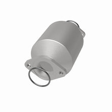 Load image into Gallery viewer, MagnaFlow Exhaust Products 3322656 California CARB Direct-Fit Catalytic Converter for Select Toyota Celica, Toyota Corolla