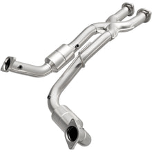 Load image into Gallery viewer, MagnaFlow Exhaust Products 49046 OEM Grade Direct-Fit Catalytic Converter for Select Jeep Grand Cherokee