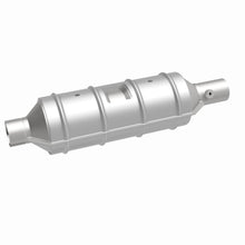 Load image into Gallery viewer, MagnaFlow Exhaust Products 55400 HM Grade Universal Catalytic Converter for Select Ford E-150, Ford E-150 Club Wagon, Ford E-150 Econoline, Ford E-150 Econoline Club Wagon, Ford E-250, Ford E-250 Econoline, Ford E-350 Club Wagon, Ford E-350 Econoline,