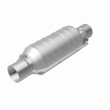 Load image into Gallery viewer, MagnaFlow Exhaust Products 99309HM HM Grade Universal Catalytic Converter for Select Chevrolet Avalanche 2500, Chevrolet C2500, Chevrolet C2500 Suburban, Chevrolet C3500, Chevrolet C3500HD, Chevrolet K2500, Chevrolet K2500 Suburban, Chevrolet K3500,