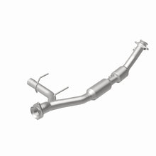 Load image into Gallery viewer, MagnaFlow Exhaust Products 4583078 California CARB Direct-Fit Catalytic Converter for Select Ford Expedition