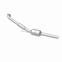 Load image into Gallery viewer, MagnaFlow Exhaust Products 52426 OEM Grade Direct-Fit Catalytic Converter for Select Volkswagen Beetle, Volkswagen Golf, Volkswagen Jetta