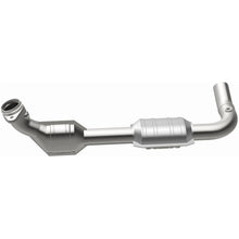 Load image into Gallery viewer, MagnaFlow Exhaust Products 23132 HM Grade Direct-Fit Catalytic Converter for Select Ford E-150, Ford E-150 Club Wagon, Ford E-150 Econoline, Ford E-150 Econoline Club Wagon, Ford E-250